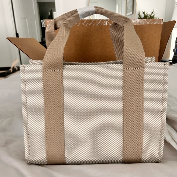 Lululemon Two-Tone Canvas Tote Mini - Picture 2 of 2
